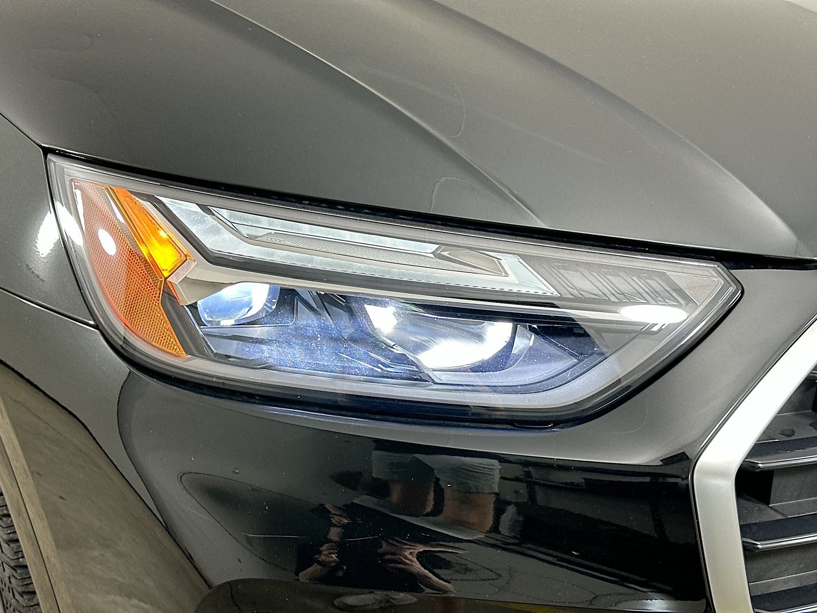 Certified 2023 Audi Q5 Premium w/ Convenience Package AWD/4WD image 9