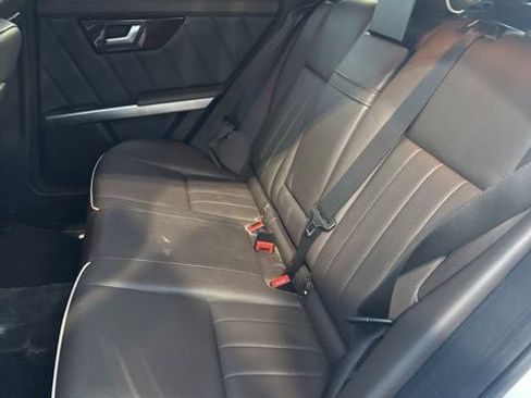 Used 2014 Mercedes-Benz GLK 350 4MATIC image 25