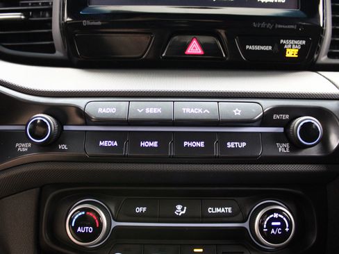 Used 2020 Hyundai Veloster N w/ Performance Package image 38