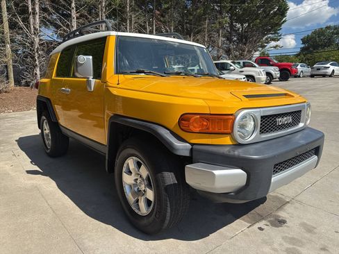 Used 2008 Toyota FJ Cruiser 4WD image 8