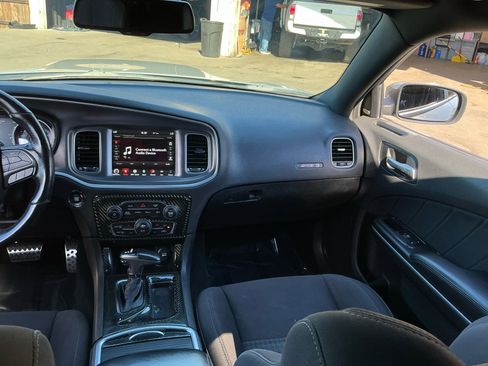 Used 2019 Dodge Charger Scat Pack w/ Dynamics Package image 15