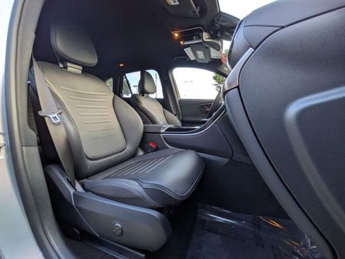 Certified 2025 Mercedes-Benz GLC 300 4MATIC image 20