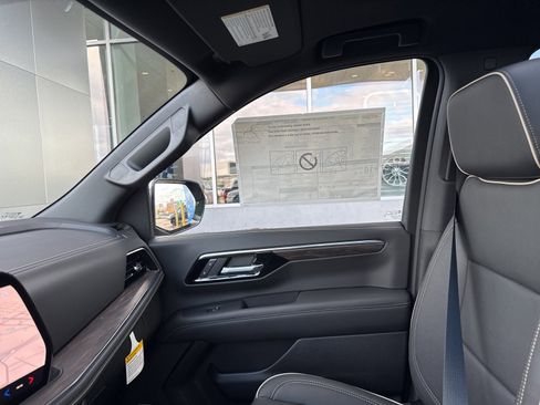 New 2025 Chevrolet Tahoe High Country image 30