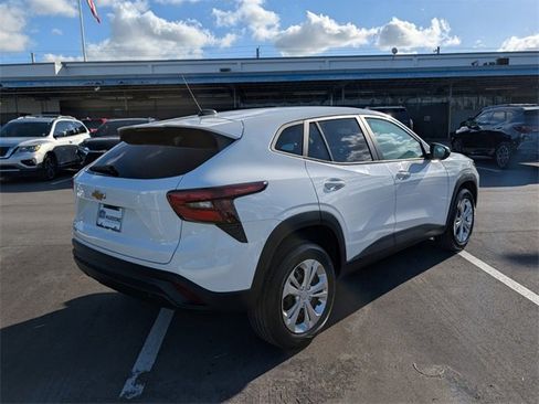 Certified 2024 Chevrolet Trax LS image 13