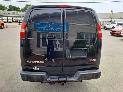 Used 2017 GMC Savana 2500 RWD image 6