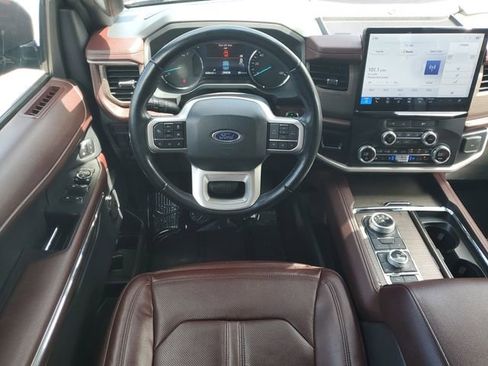Certified 2023 Ford Expedition Limited image 10