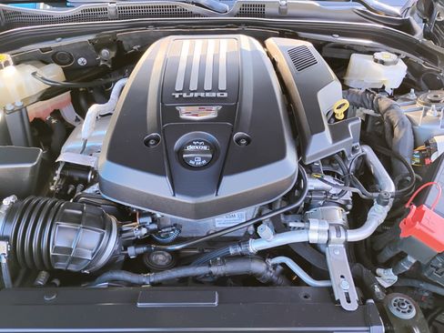 Used 2020 Cadillac CT4 V w/ Climate Package image 36