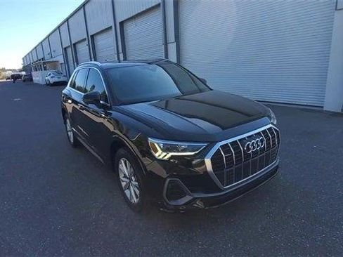 Used 2023 Audi Q3 2.0T Premium image 49