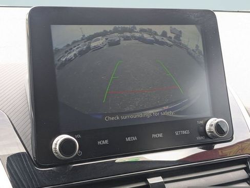 Used 2022 Mitsubishi Eclipse Cross FWD image 22