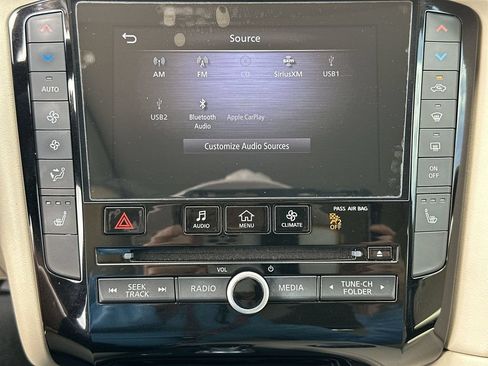 Used 2020 INFINITI QX50 Luxe w/ Navigation Package FWD image 13