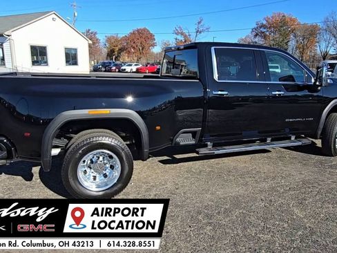 New 2026 GMC Sierra 3500 Denali w/ Denali Reserve Package image 3