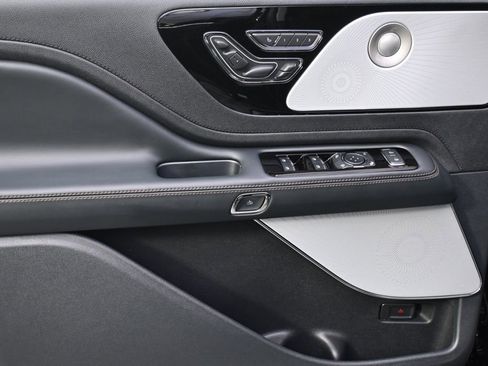 New 2026 Lincoln Aviator Reserve AWD/4WD image 21