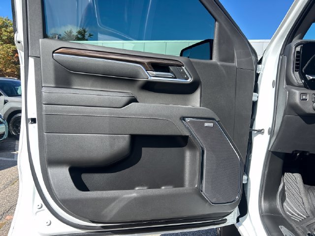 Used 2026 Chevrolet Silverado 1500 LT Trail Boss w/ Convenience Package II AWD/4WD image 13