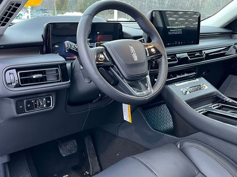 New 2026 Lincoln Aviator Reserve image 17