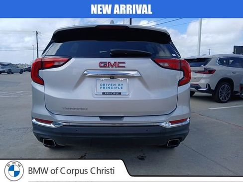 Used 2019 GMC Terrain SLT w/ Preferred Package image 8