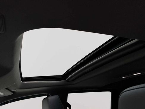 Certified 2024 Chevrolet Silverado 1500 LT Trail Boss w/ Convenience Package II image 19