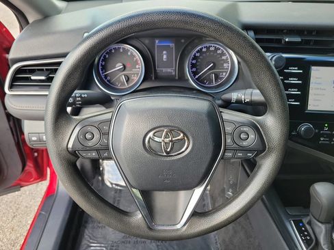 Used 2020 Toyota Camry LE FWD image 22