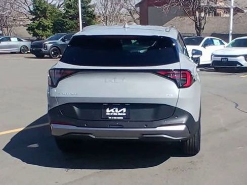 New 2026 Kia Sportage EX image 2