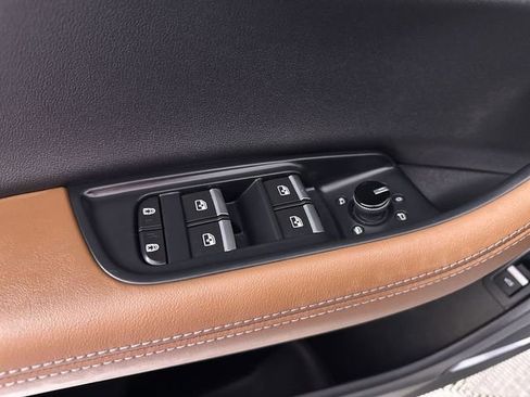 Used 2024 Audi Q8 Premium Plus image 65