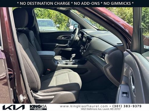 Used 2023 Chevrolet Traverse LT AWD/4WD image 15