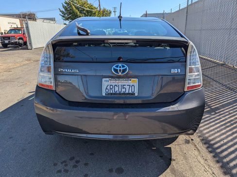 Used 2011 Toyota Prius image 4