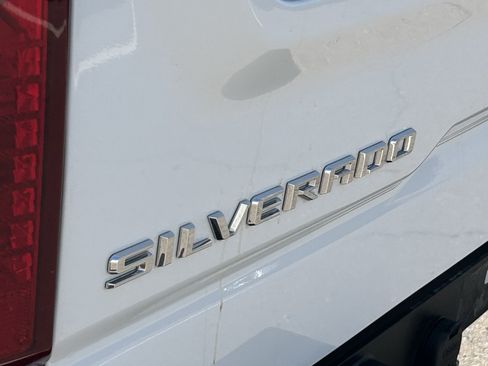 Used 2024 Chevrolet Silverado 1500 Custom Trail Boss AWD/4WD image 10