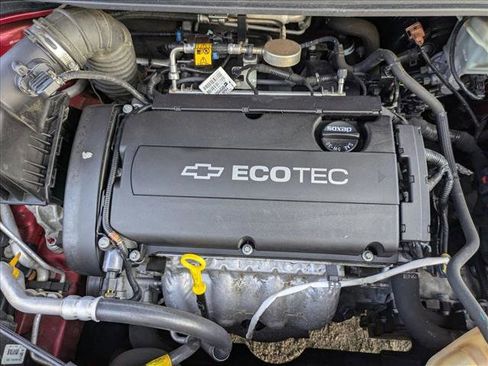 Used 2014 Chevrolet Sonic LT image 21