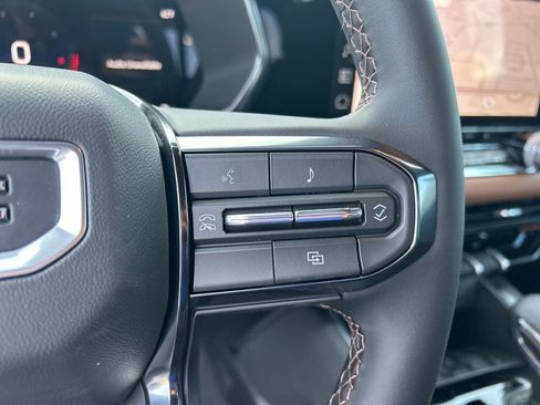 New 2026 GMC Canyon AT4 image 17