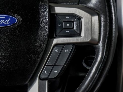 Used 2018 Ford F150 Platinum w/ Equipment Group 701A Luxury image 18