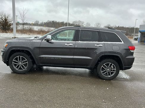 Used 2017 Jeep Grand Cherokee Limited image 4