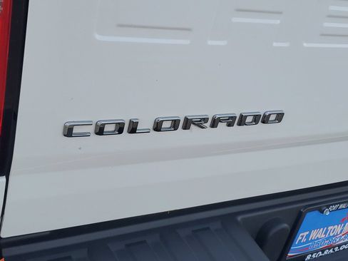 Used 2022 Chevrolet Colorado LT w/ Fleet Safety Package RWD image 26