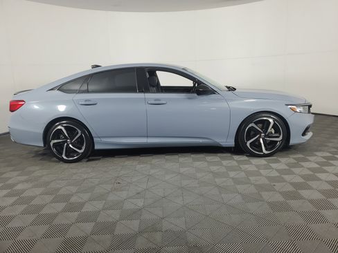 Used 2021 Honda Accord Sport image 3