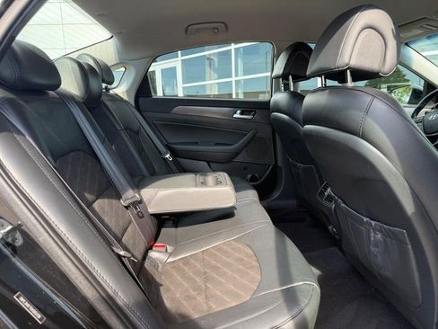 Used 2016 Hyundai Sonata Sport w/ Option Group 02 FWD image 12