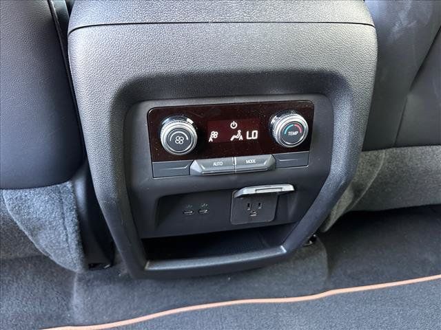 Certified 2025 GMC Acadia AT4 AWD/4WD image 9
