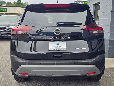 Used 2021 Nissan Rogue SV AWD/4WD image 4