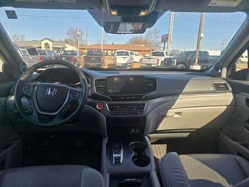 Used 2022 Honda Ridgeline RTL image 16