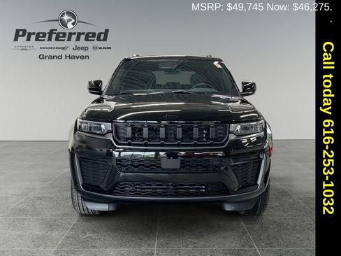 New 2026 Jeep Grand Cherokee Laredo image 12