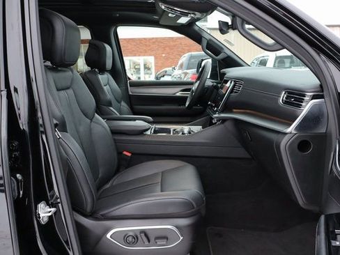 Used 2024 Jeep Wagoneer Series II w/ Convenience Group I image 52