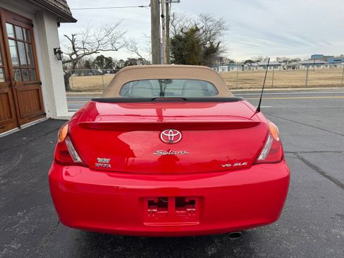 Used 2005 Toyota Solara SLE image 27