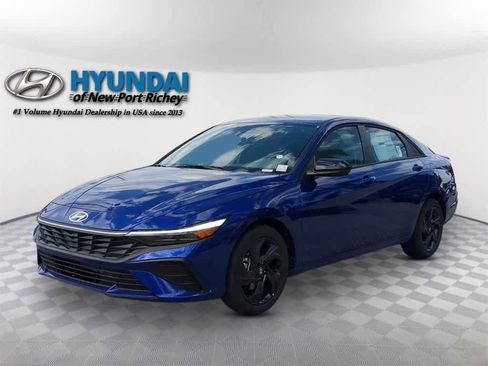 New 2026 Hyundai Elantra SEL Sport Premium image 1