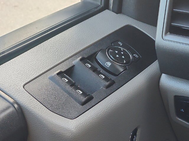 Certified 2020 Ford F250 XL w/ STX Appearance Package AWD/4WD image 11