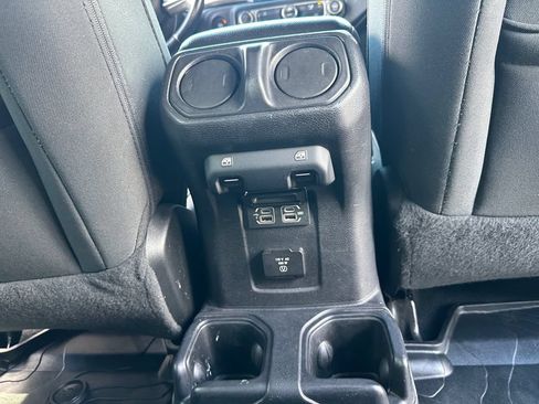 Used 2020 Jeep Wrangler Unlimited Sport S w/ Sun And Sound Package AWD/4WD image 28