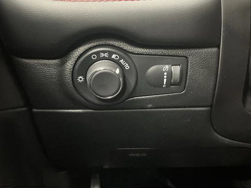 Certified 2024 Dodge Durango GT image 23