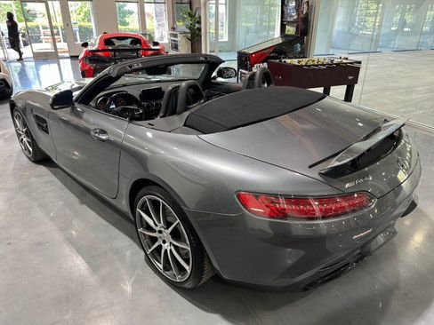 Used 2019 Mercedes-Benz AMG GT Roadster image 27