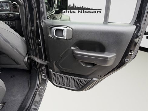 Used 2020 Jeep Wrangler Unlimited Sport S image 23