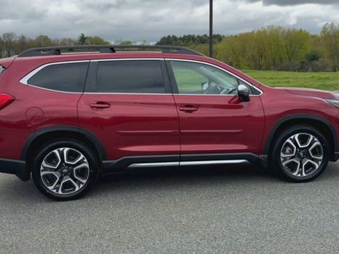 Used 2023 Subaru Ascent Limited w/ Technology Package AWD/4WD image 9