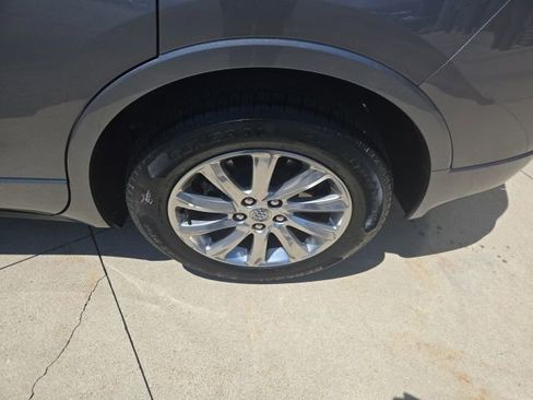 Used 2020 Buick Envision Essence FWD image 15