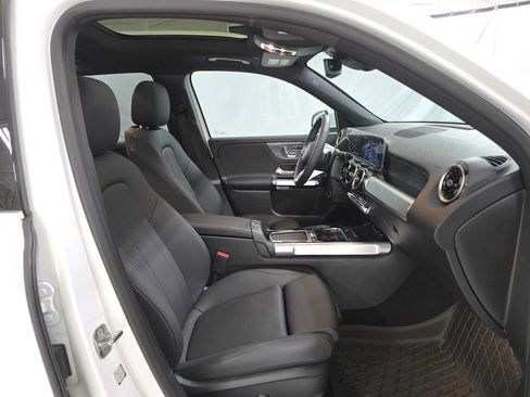 Certified 2026 Mercedes-Benz GLB 250 4MATIC image 10