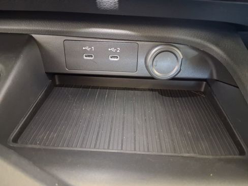 New 2026 Nissan Sentra SV w/ SV Convenience Package FWD image 16