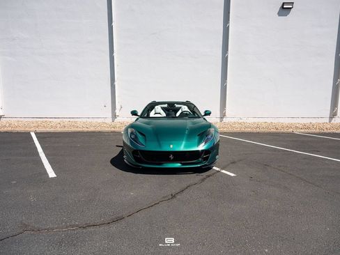 Used 2022 Ferrari 812 GTS RWD image 5